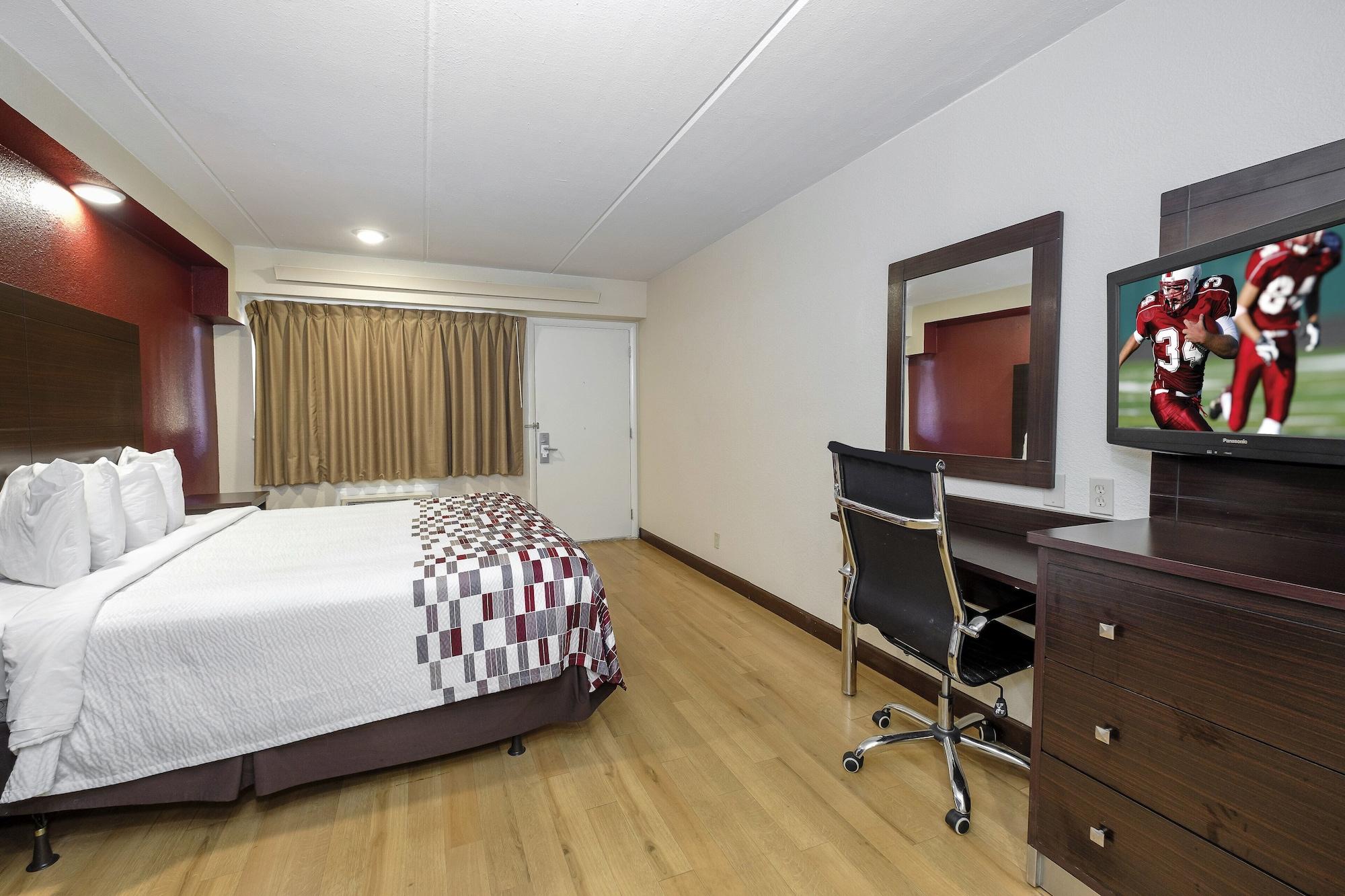 Red Roof Inn Tallahassee - University Екстериор снимка