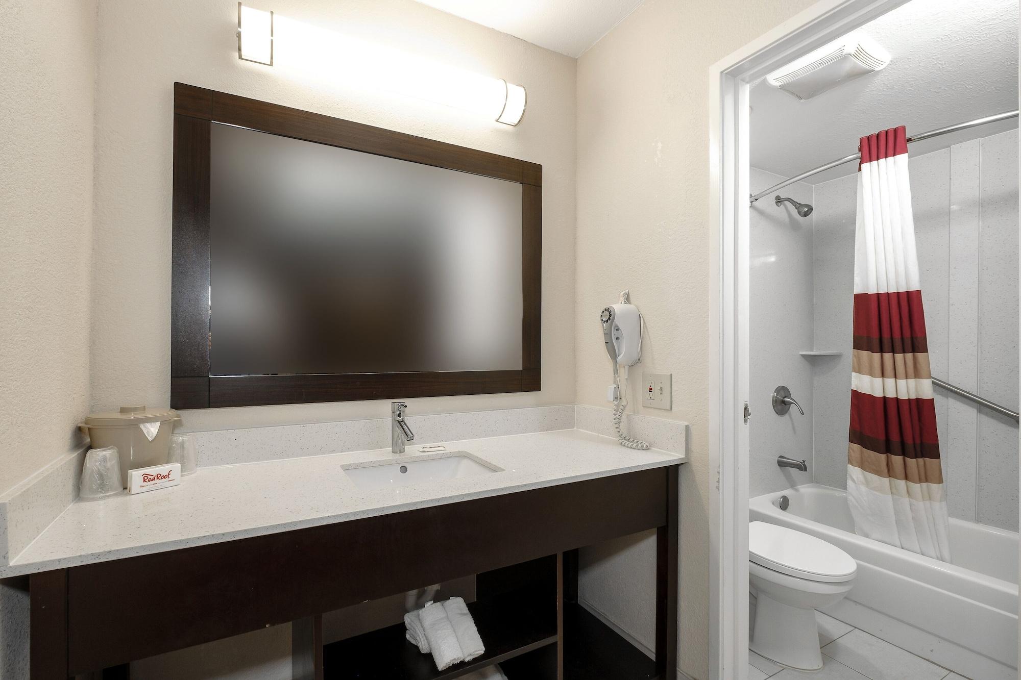 Red Roof Inn Tallahassee - University Екстериор снимка