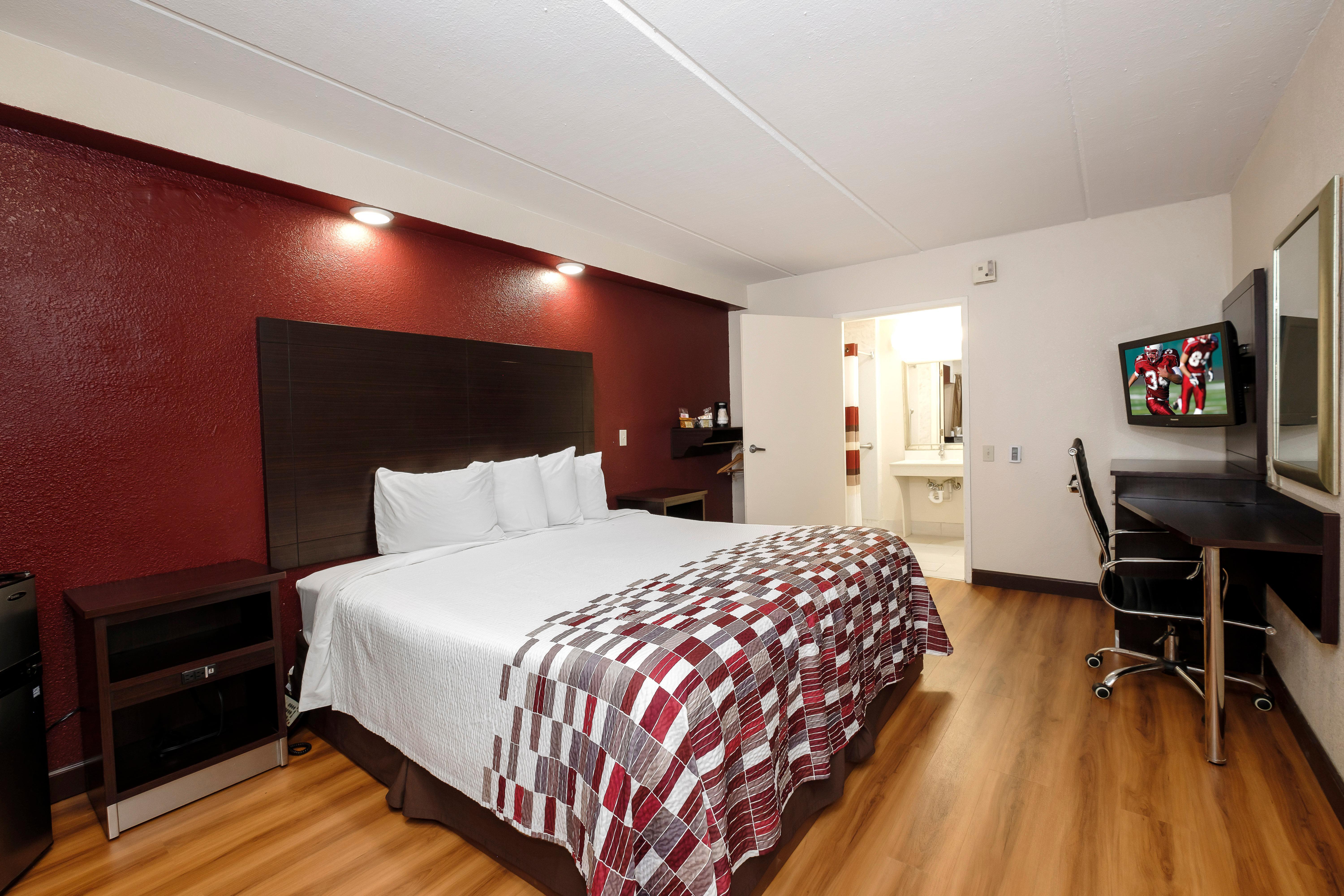 Red Roof Inn Tallahassee - University Екстериор снимка