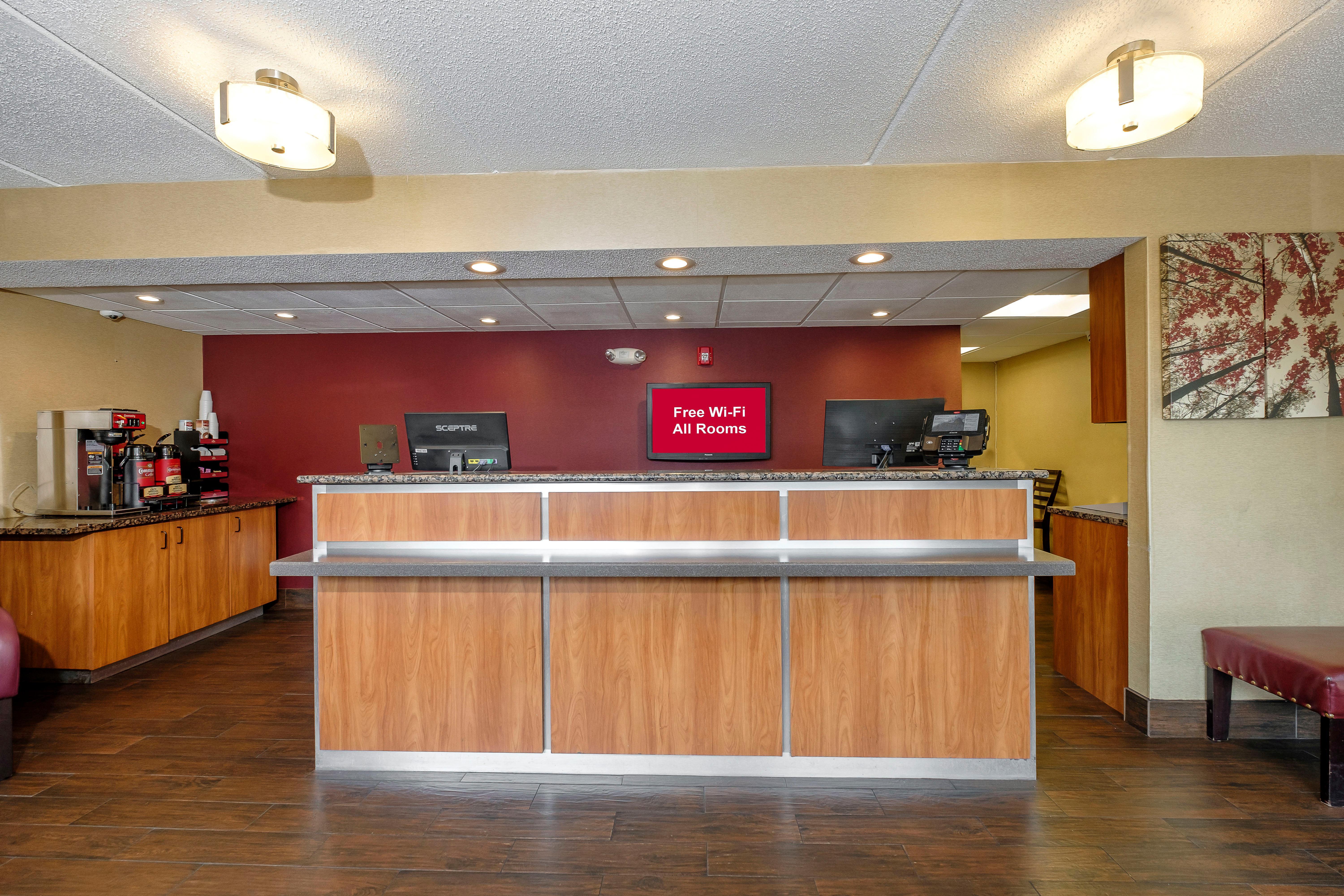 Red Roof Inn Tallahassee - University Екстериор снимка