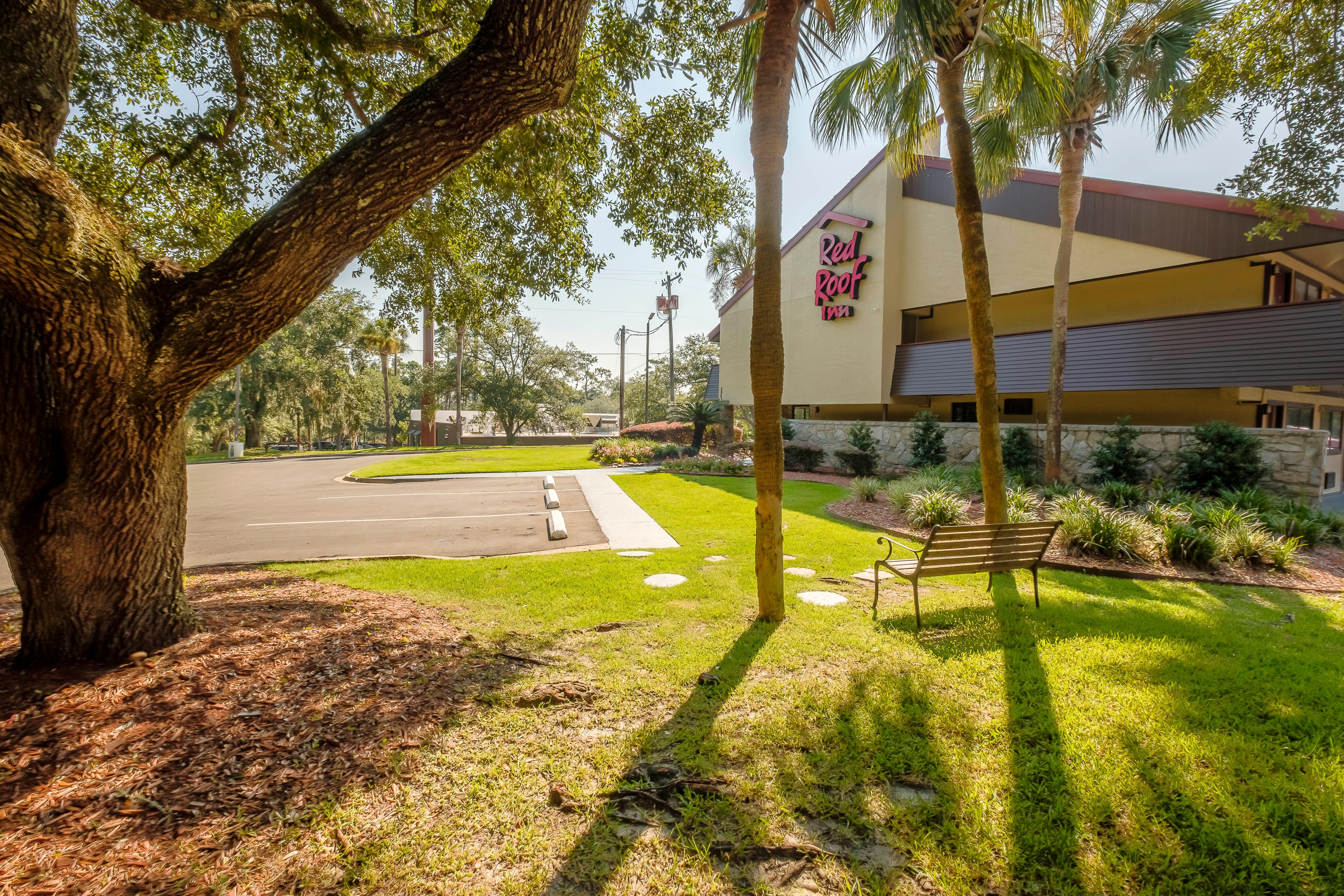 Red Roof Inn Tallahassee - University Екстериор снимка
