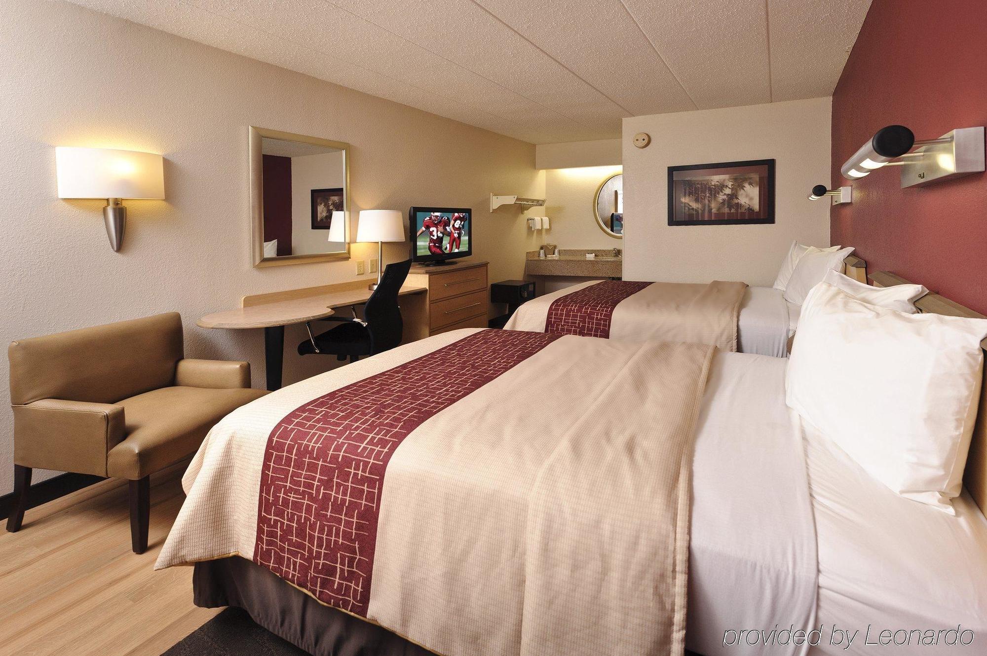 Red Roof Inn Tallahassee - University Екстериор снимка