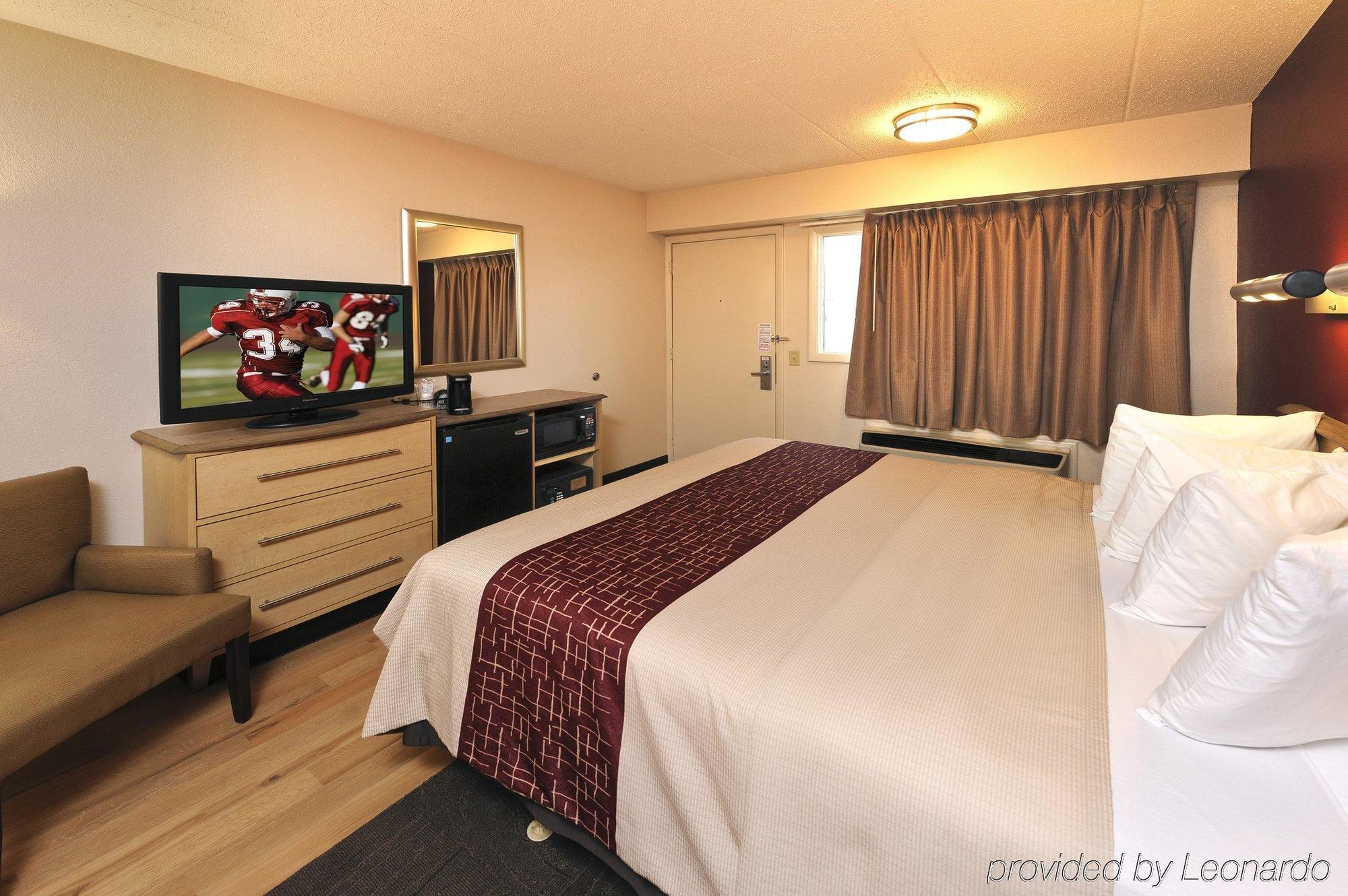 Red Roof Inn Tallahassee - University Екстериор снимка