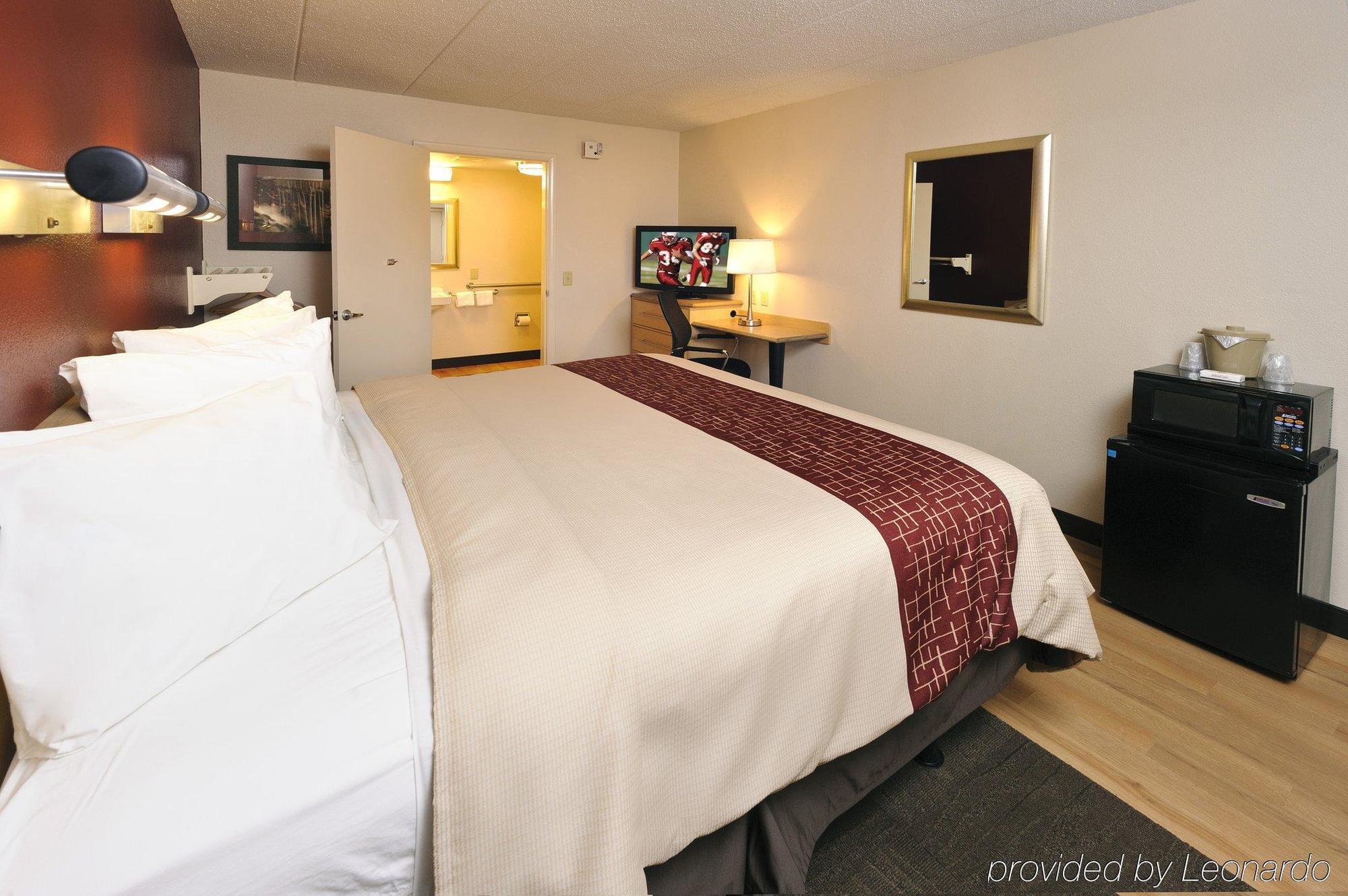 Red Roof Inn Tallahassee - University Екстериор снимка
