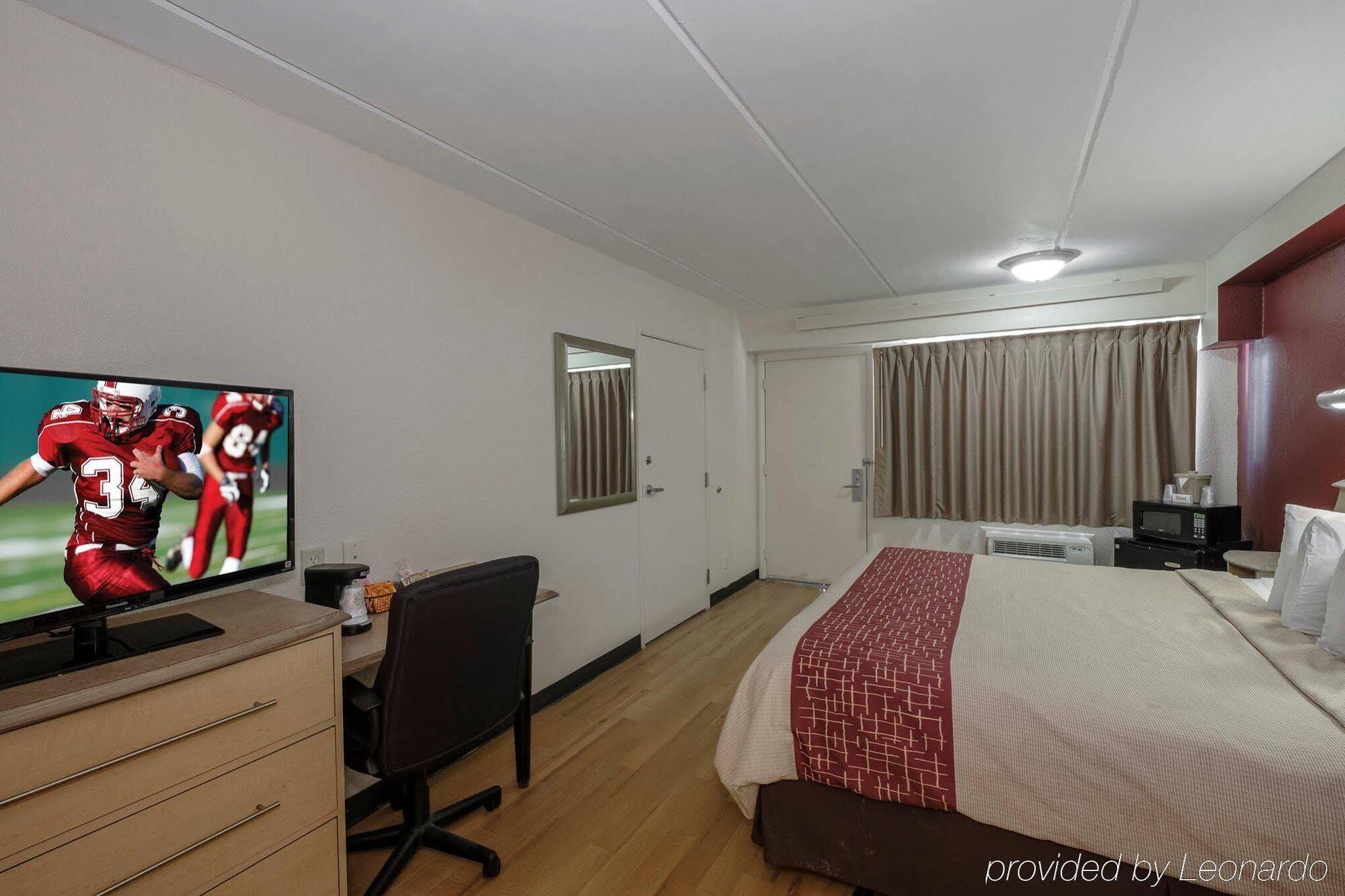 Red Roof Inn Tallahassee - University Екстериор снимка